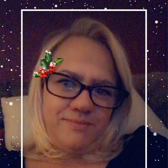 Meet your Posher, Donna - Picture 1 of 2